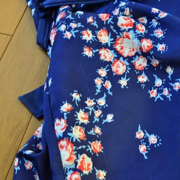 Morgan Lane x Fabfitfun Floral Robe Size S/M - Picture 4 of 10